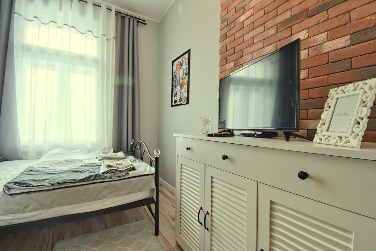 Modern Apartments 2 オルシュティン エクステリア 写真